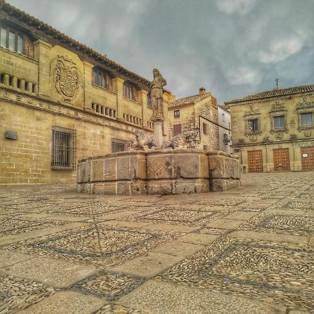 Apartmán Vft Puerta De Cordoba Baeza Exteriér fotografie